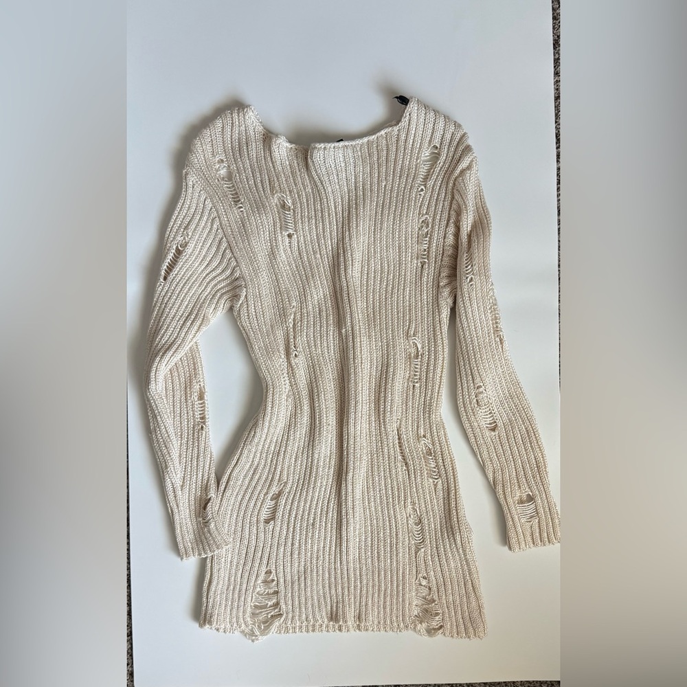 Distressed cream long sleeve tunic sweater medium NWT